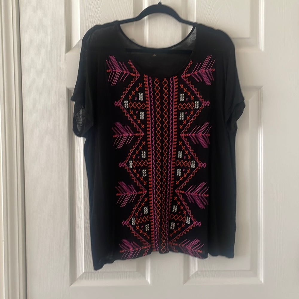 Women’s Short Sleeve Linen and Viscose Tee